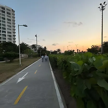 Frente Al Mar Cerca Aeropuerto 1402 * Cartagena