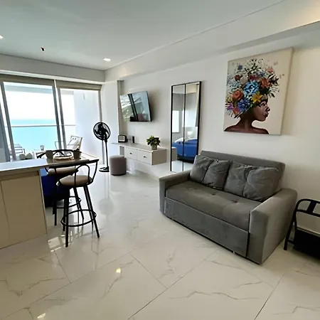 Frente Al Mar Cerca Aeropuerto 1402 Apartamento