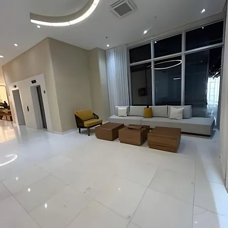 Apartment Frente Al Mar Cerca Aeropuerto 1402